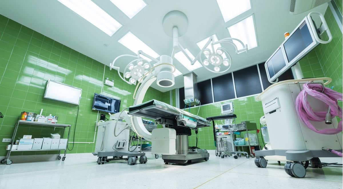 NHS Waiting List Falls Below Seven Million for First Time Since 2021