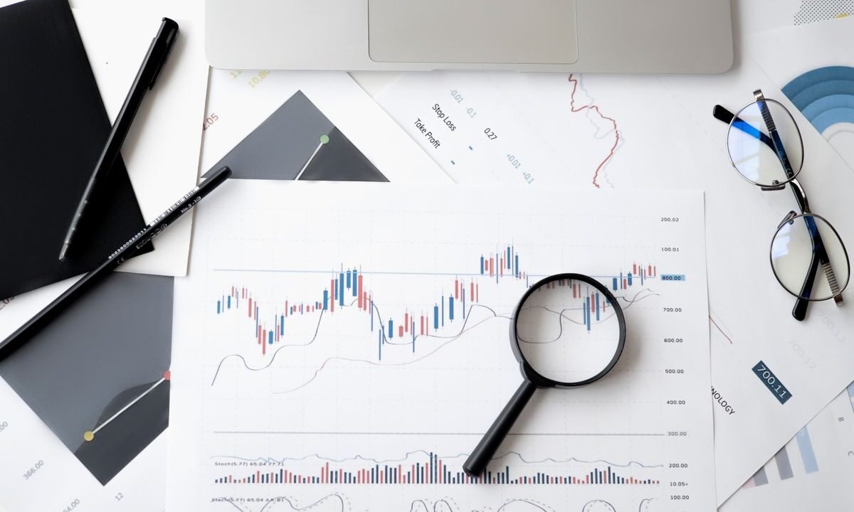 FTSE 100 First Crossed 10,000 in History — Then Iran War Struck